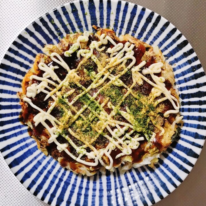 【香ばしい!】炭火焼地鶏とにんじんのお好み焼き
